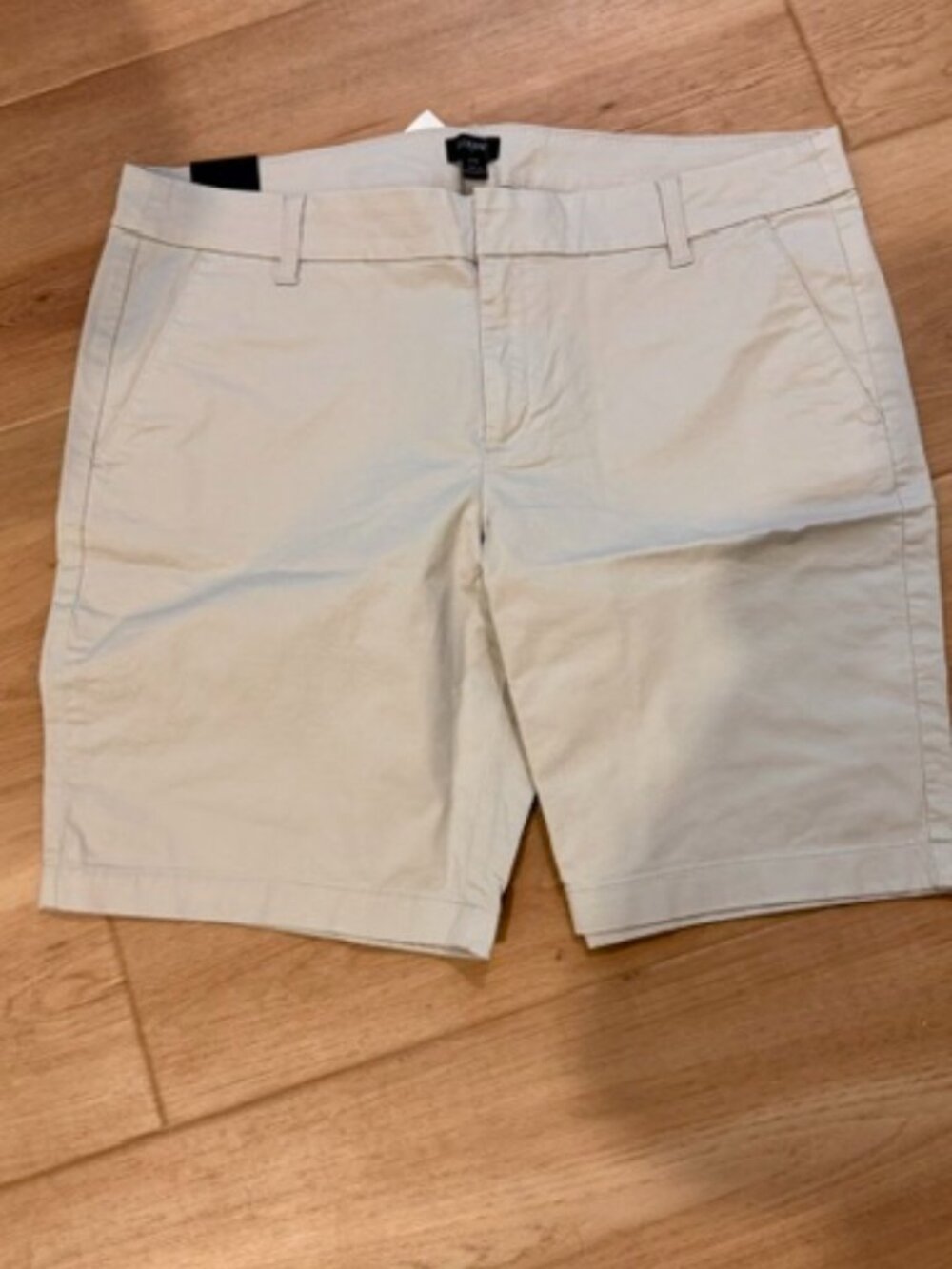 JCrew 9' bermuda chino short